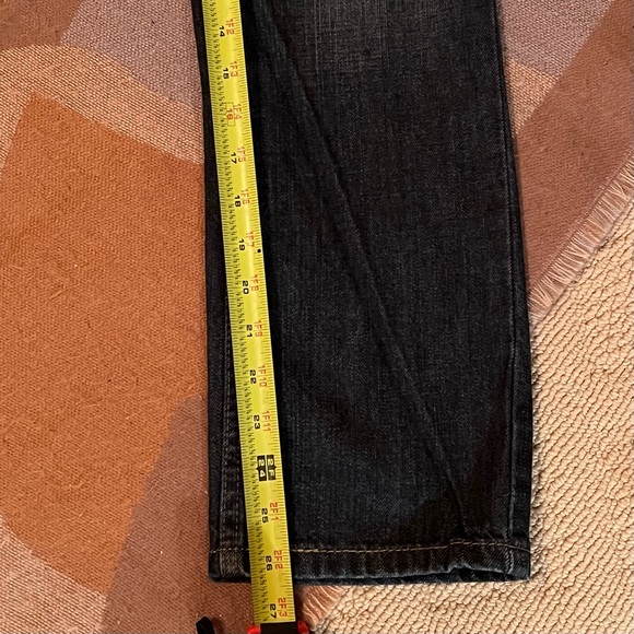 EUC Levi 505 Red Tag Girl’s 12 Slim, 24x26 - Picture 9 of 11